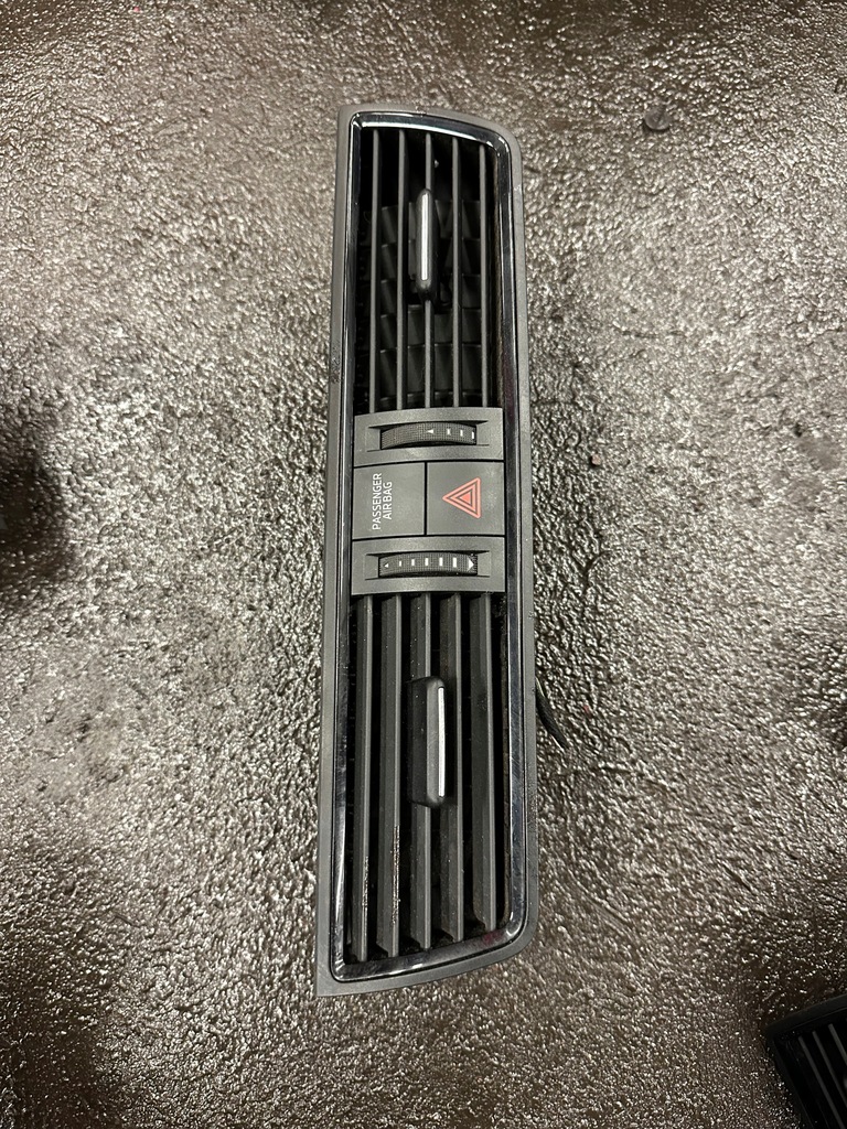 фото №1, Skoda rapid решітка обдув 5ja820951a