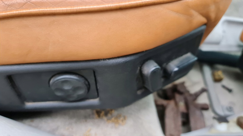 фото №8, Сидіння сидіння заднє сидіння регульована a8 d2 uk lift