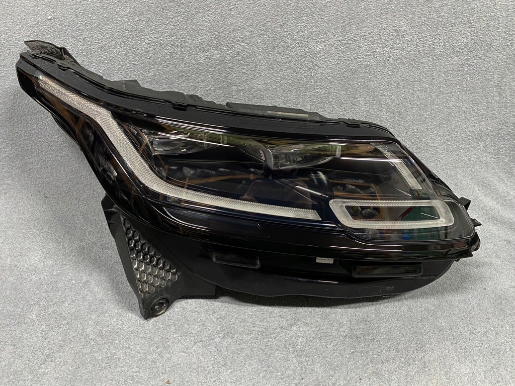 фото №1, Лампа range rover velar full led l560 high version j8a2-13w029-lf