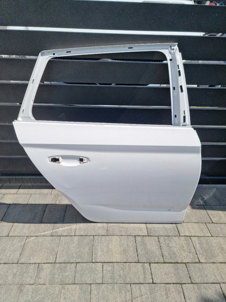 фото №1, Skoda kamiq 658 дверь правое задние задняя
