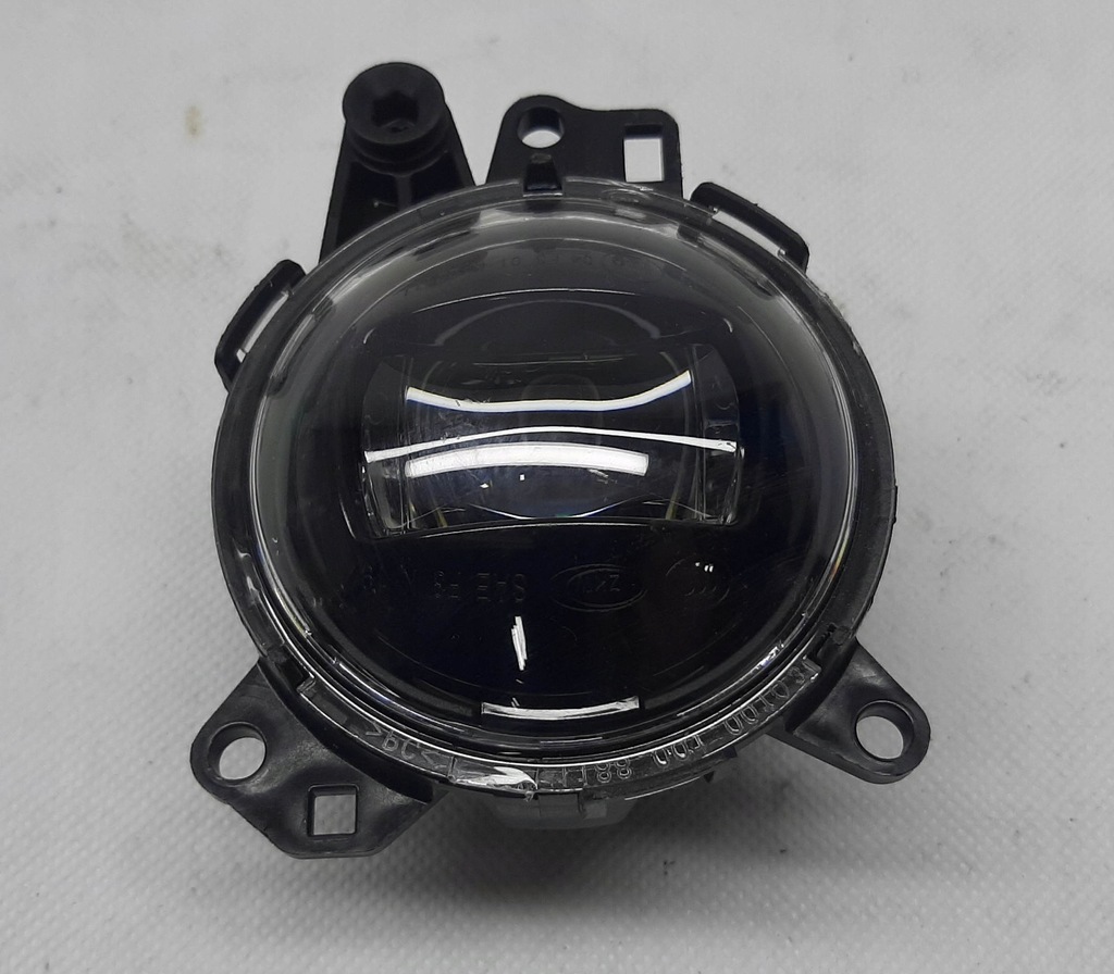 фото №1, Land rover defender 2 противотуманная фара правый l8b2-15201-ad