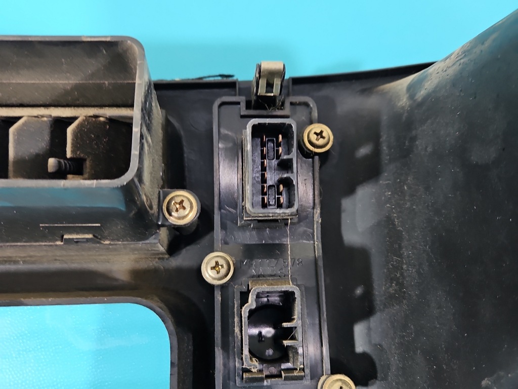 фото №8, Корпус спидометра mitsubishi l200 96-01