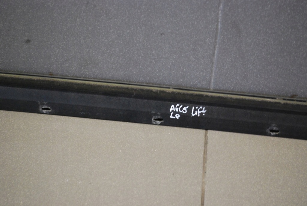 фото №12, Молдинг хром лівий перед audi a6 c5 4b0853283j