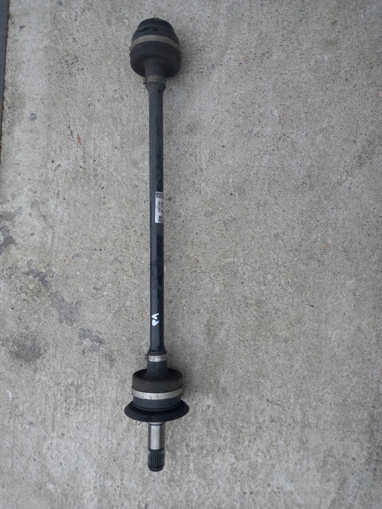 фото №1, Привідний вал правий задня bmw seria 5 g30 g31 8664046 b47