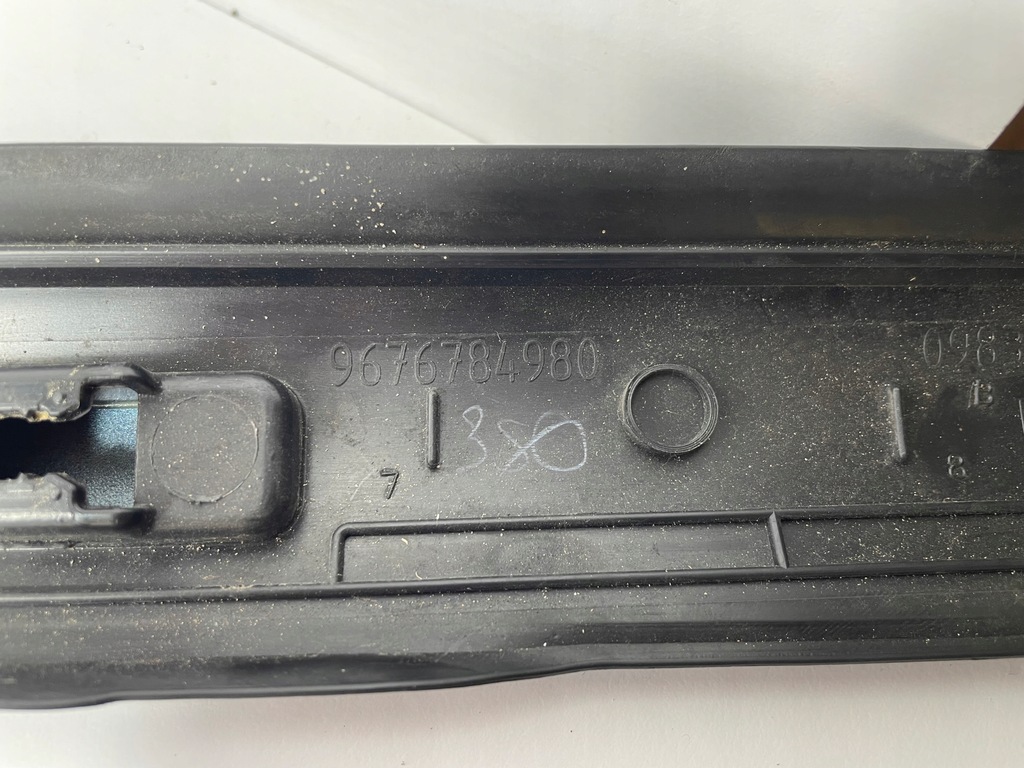 фото №10, Citroen c4 grand picasso ii 9676784980 молдинг стекло лобовое