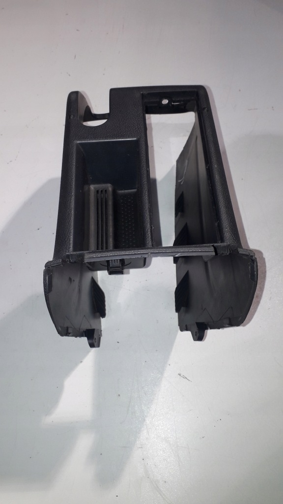 фото №2, Подлокотник vw eos