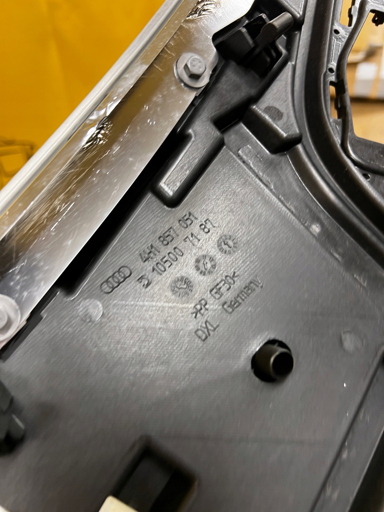 фото №7, Защита обивка панели консоли верхний audi a8 d4