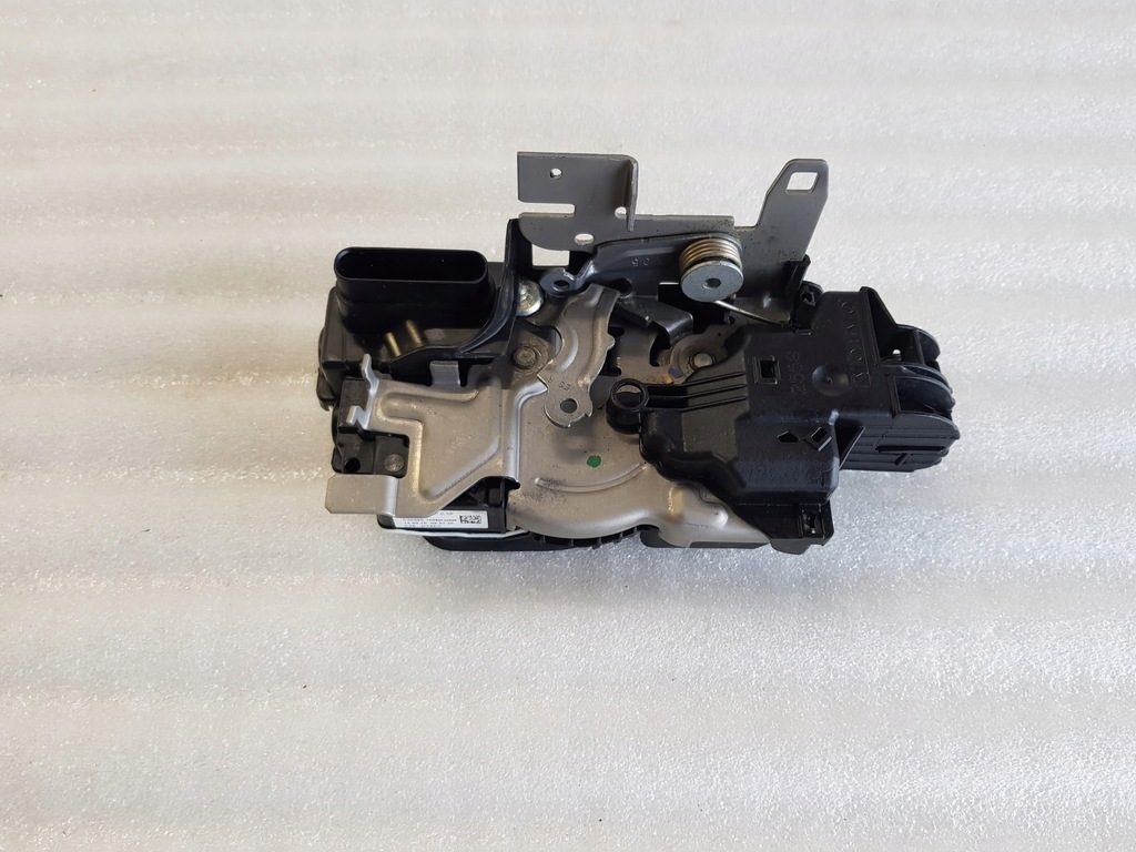 фото №1, Volvo xc90 v90 s90 замок двері правий перед