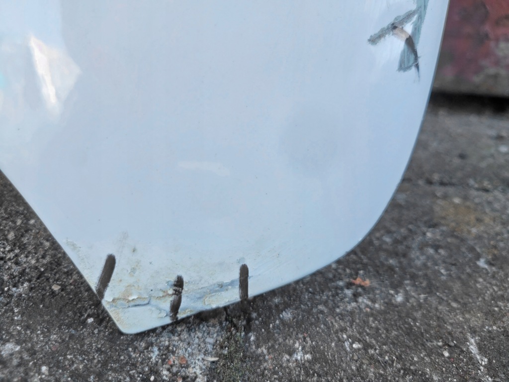 Капот ford courier 1 рестайлінг  2017-23 Зі Шроту