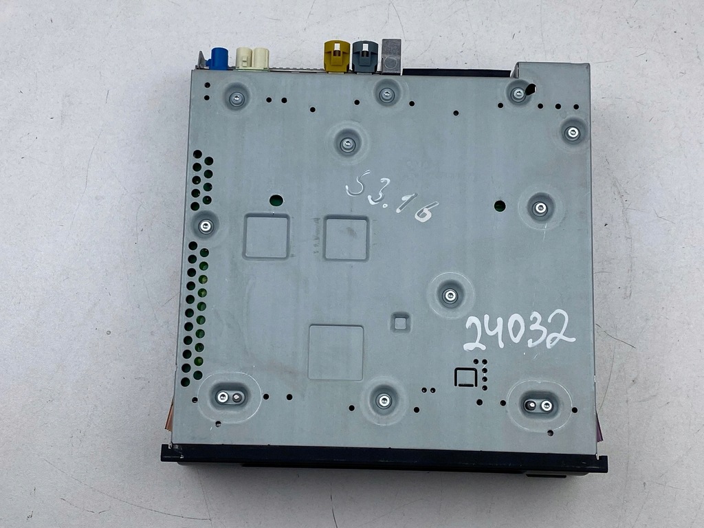 фото №6, 2016 audi a3 s3 8v панель / радиопроигрыватель cd/dvd/gps 8v0035038c