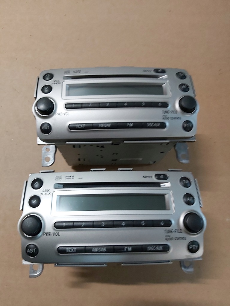 фото №1, Toyota urban cruiser радио cd mp3 оригинал