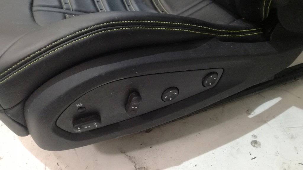 фото №11, Ferrari f8 spider сидіння сидіння сидіння