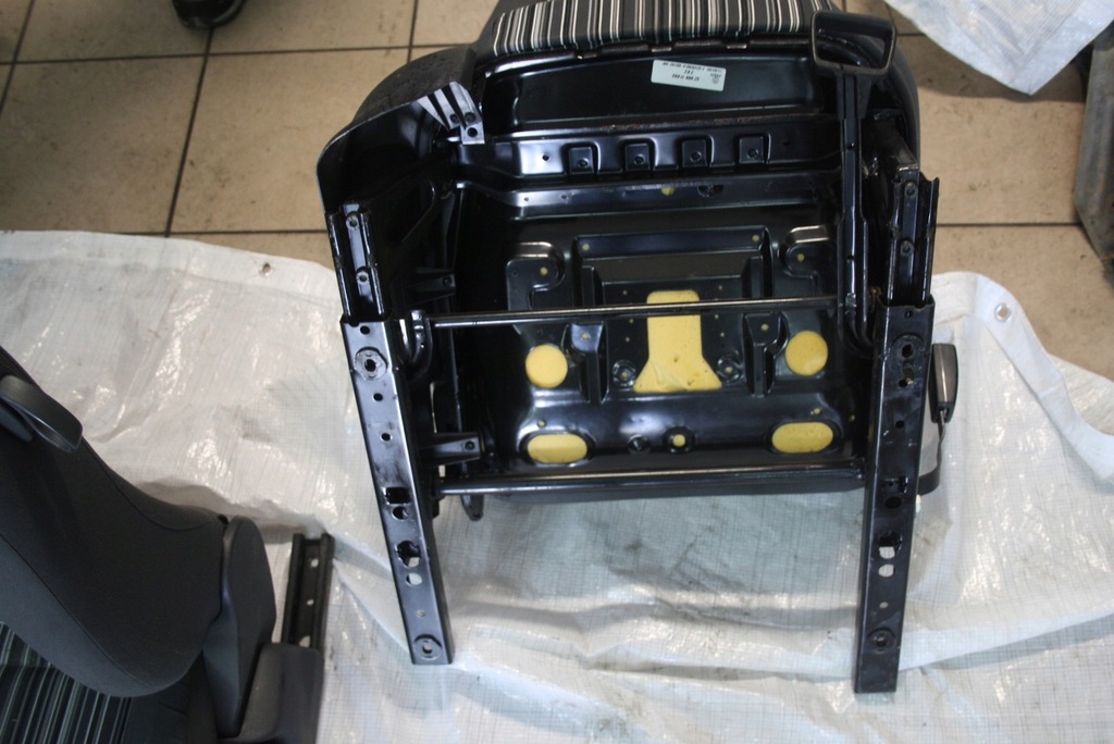 фото №15, Vw fox 2003-2011 сиденья заднее сиденье комплект europa