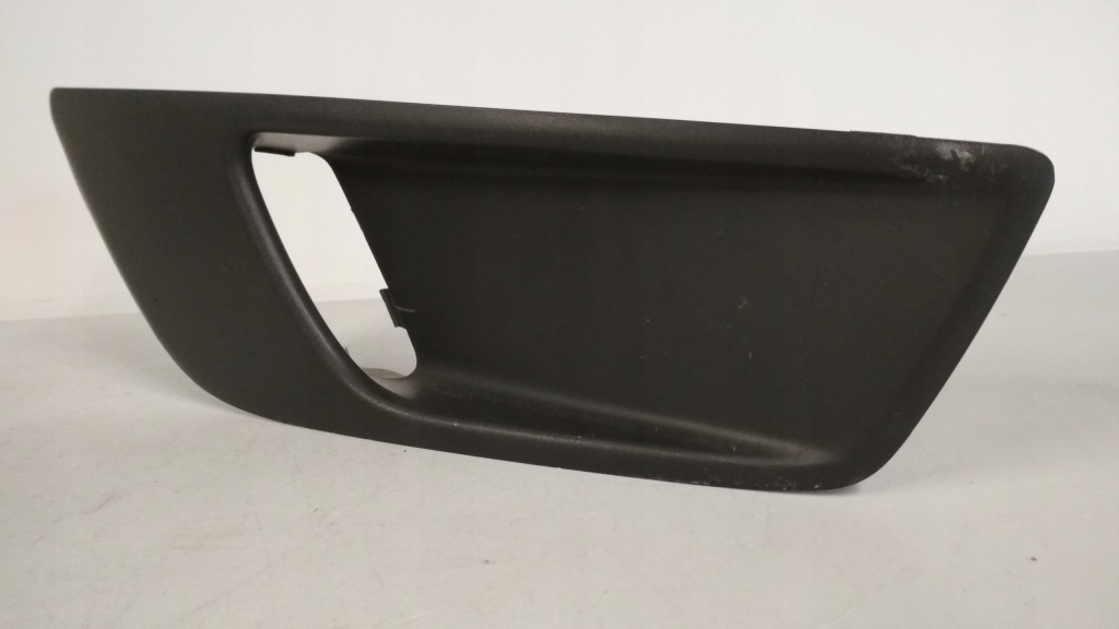 Купить Заглушка бампера ford mondeo mk4 противотуманной фары правый