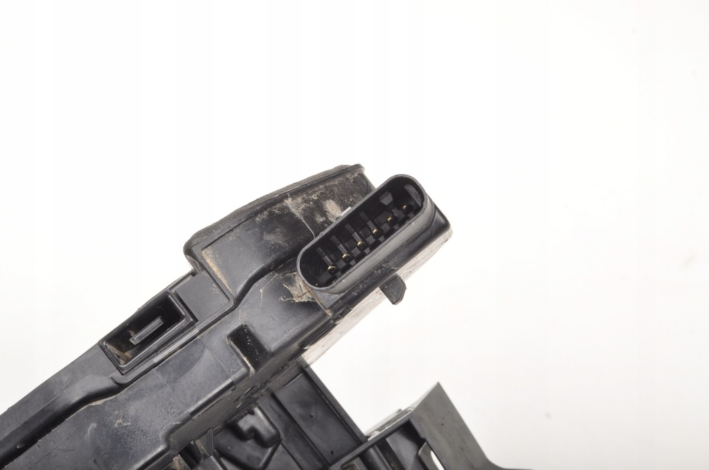 фото №4, Mercedes gla ii h247 замок дверь левый задняя 6 pin