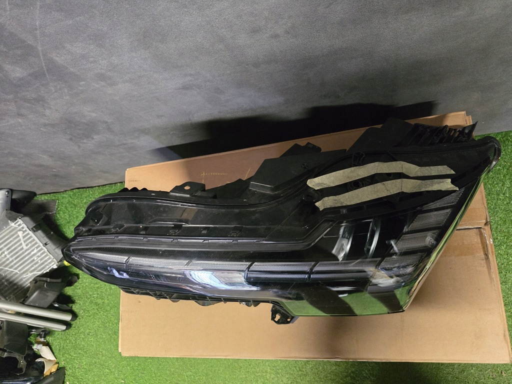 фото №7, Лампа ліва перед volvo ex30 full led