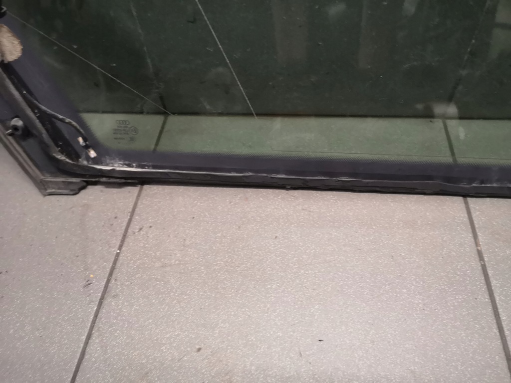 фото №11, Скло трикутник правий задня audi a6 c6 avant 06r