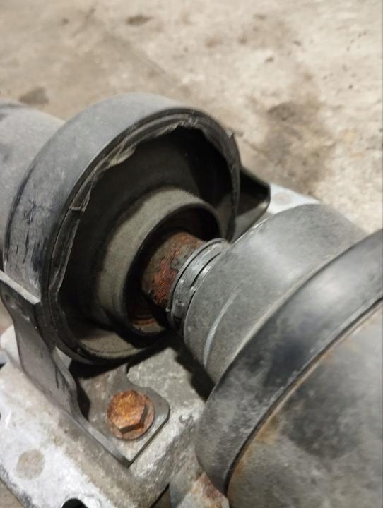 Вал продольный maserati gran turismo 2014 246688 с Разборки