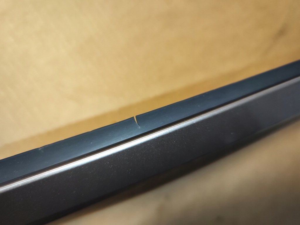 фото №10, Молдинг стекло правая bmw i3 7296782