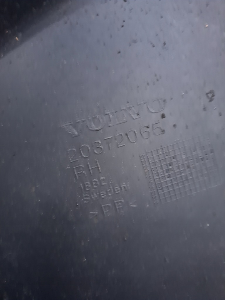 фото №8, Крыло подкабинный подкрылок левая lub правое volvo fh 12 fh 13