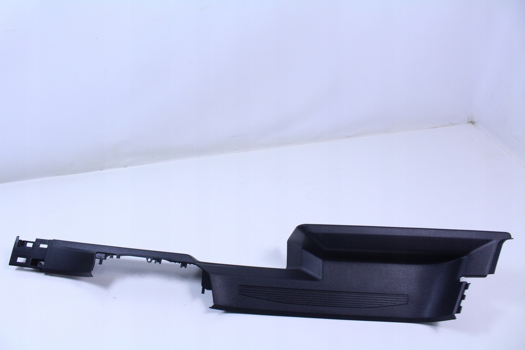 фото №1, Молдинг защита порог левая vw caddy v 2k7 23r.