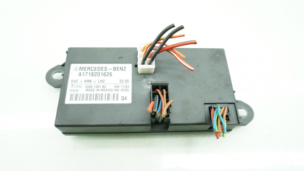 фото №1, Mercedes slk r171 блок управления комфорта a171820162