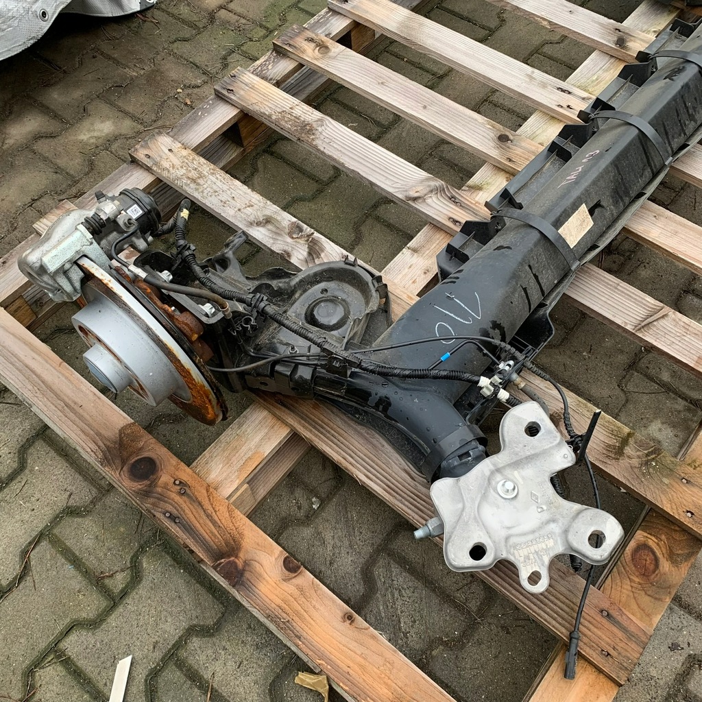 фото №8, Renault talisman 1.3 tce задняя oś подвеска балка 430006038r