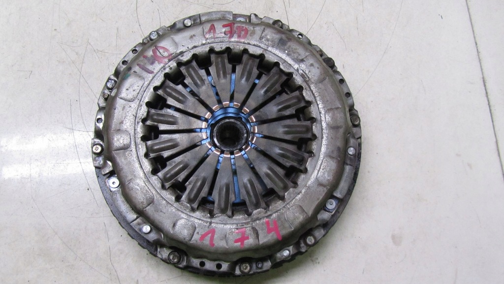 фото №1, Hyundai i40 1.7 зчеплення kpl 11- 174