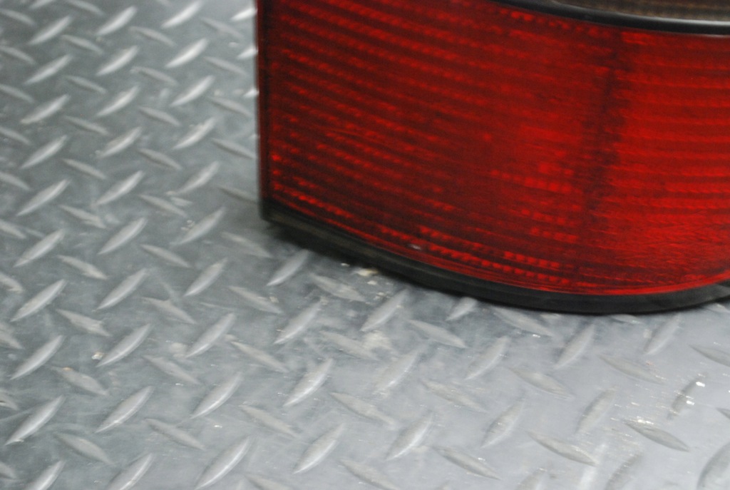 фото №12, Лампа правий задня vw sharan 7m0945258a вкладиш