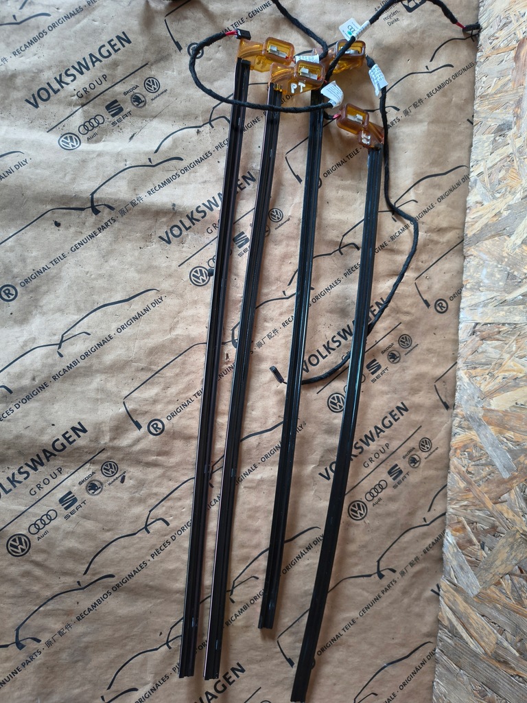 фото №1, Подсветка обшивка дверей ambiente audi a8 d3 s8