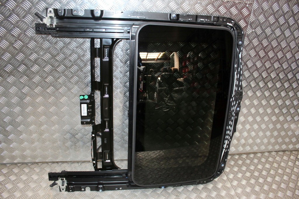 фото №1, Bmw 4 g22 m4 g82 люк