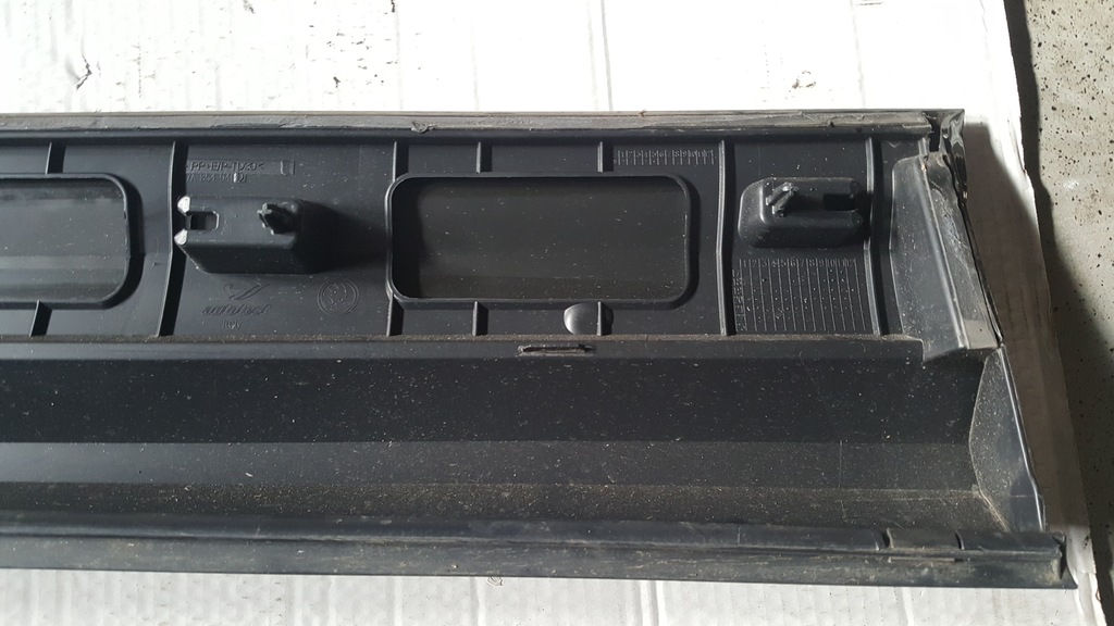 фото №9, Молдинг дверь правый перед skoda karoq 57a854940d