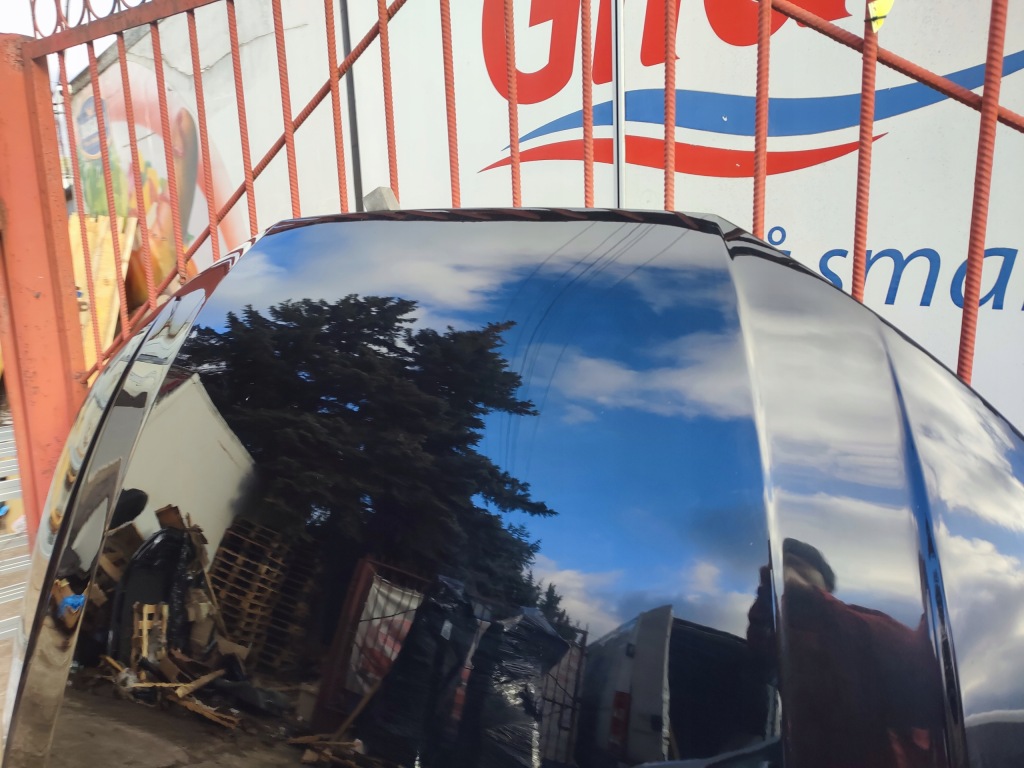 Купить Капот крышка двигателя стальной audi a4 b9 б/у 1