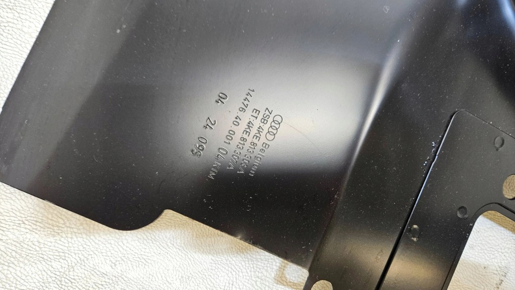 Ремінь задній задній audi e-tron 4ke813303a Оригінал