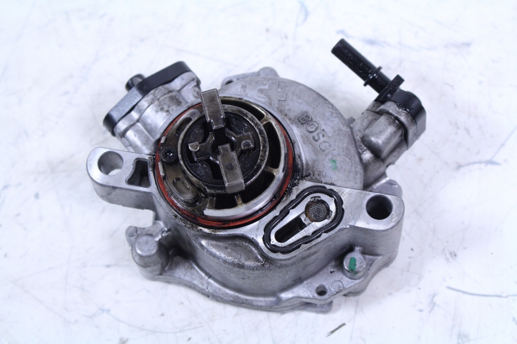 фото №1, Citroen c4 cactus 2016 насос вакууму / вакуум