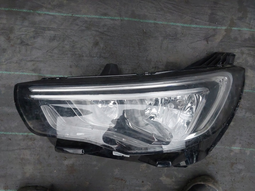 фото №1, Opel grandland x 17- лампа перед передняя левая led yp00015780