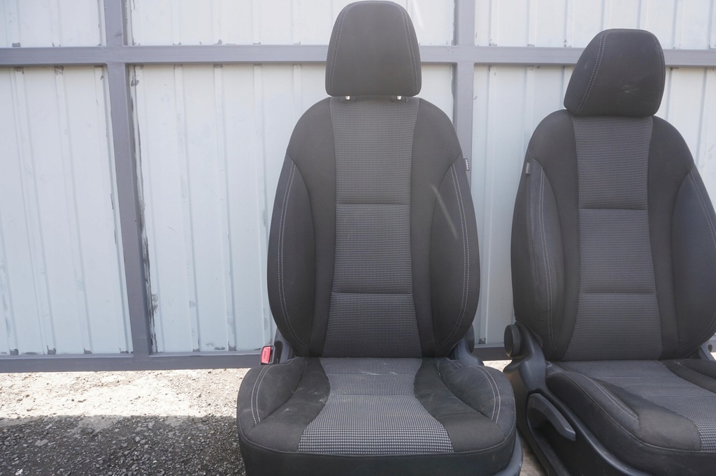 фото №8, Hyundai i30 ii gd хэтчбек сиденья заднее сиденье uk 2013rok ry-black