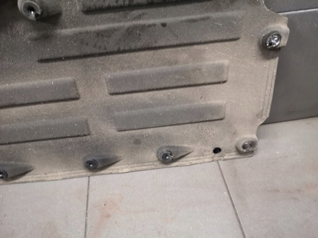 фото №11, Защита подвеска левая audi a8 d3 ii lift материал