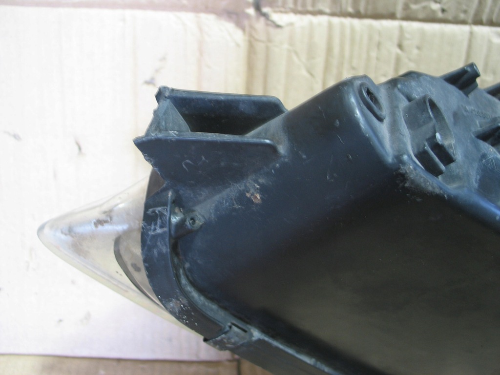 фото №13, Лампа перед peugeot 407 оригинал europa