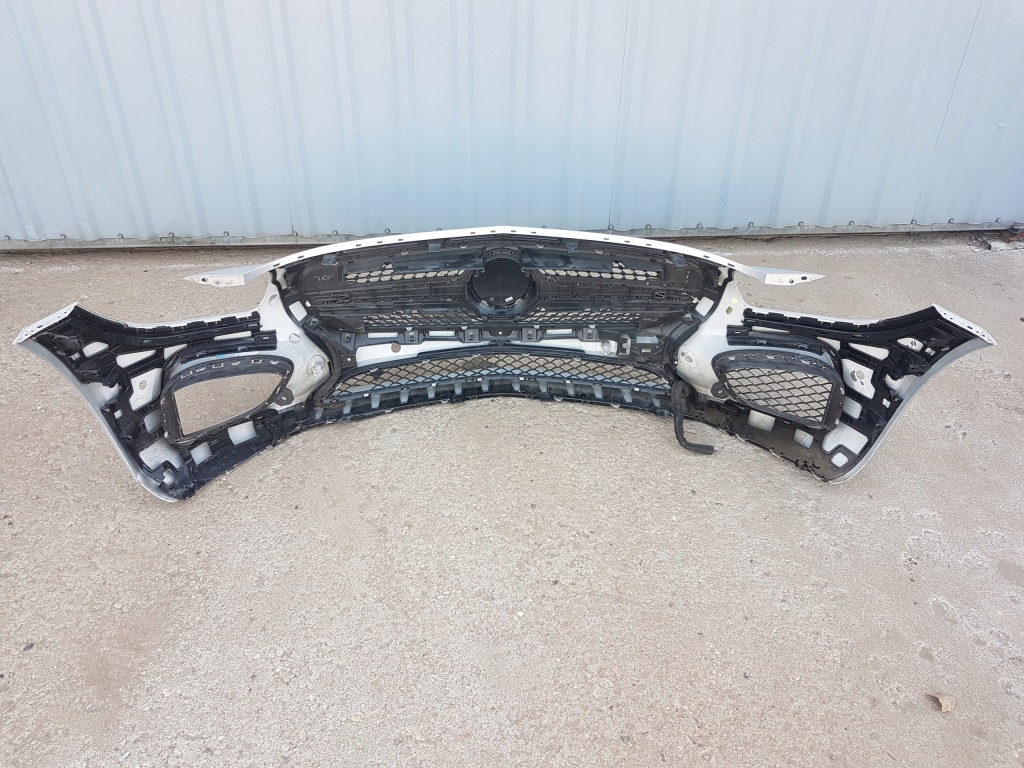 Mercedes w190 gt 15- бампер решётка радиатора значок перед Доставка