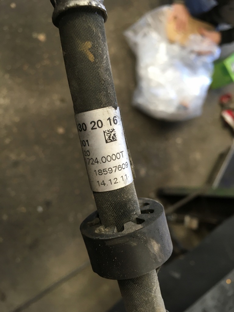 фото №7, Шланг кондиціонера mercedes cls c218