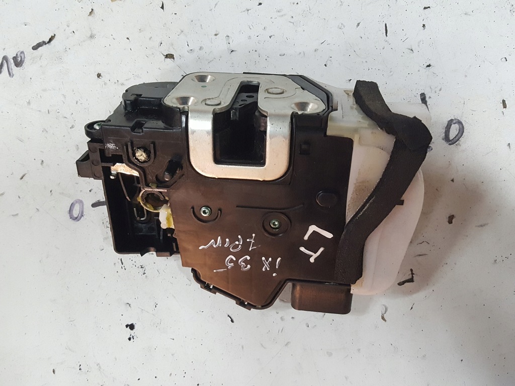 фото №1, Hyundai ix35 10-16r замок дверь левый задняя 7 pin