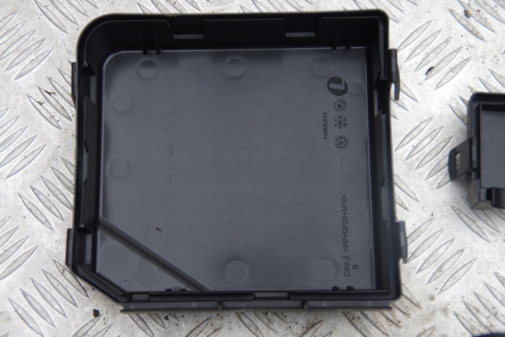 фото №3, Корпус предохранителей коробка renault kadjar