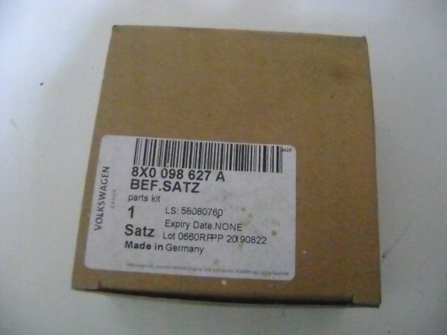 фото №1, Audi a1 8x набор монтажный болты бампера задняя