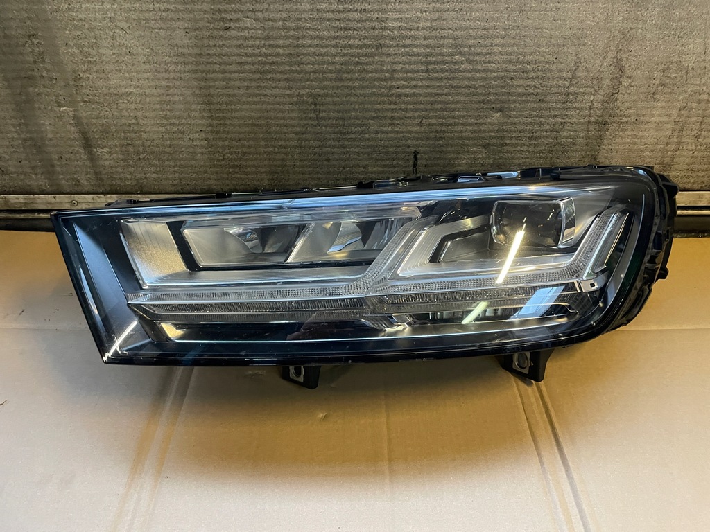 фото №1, Audi q7 4m лампа левая full led usa 4m0941033b