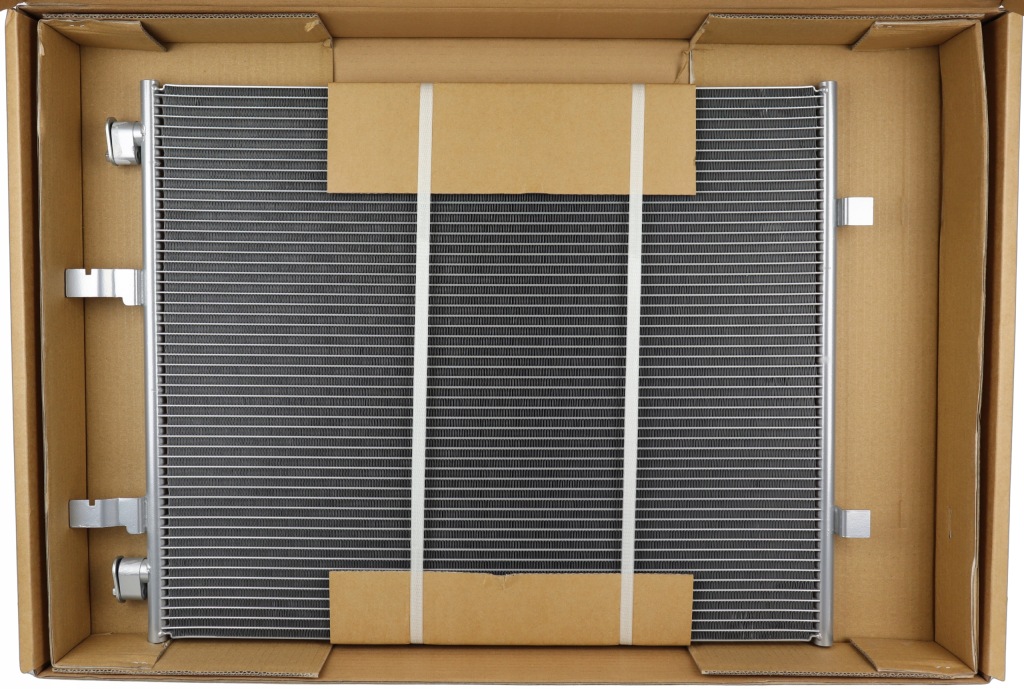 Купить Радиатор кондиционера renault trafic 2006 - 2012