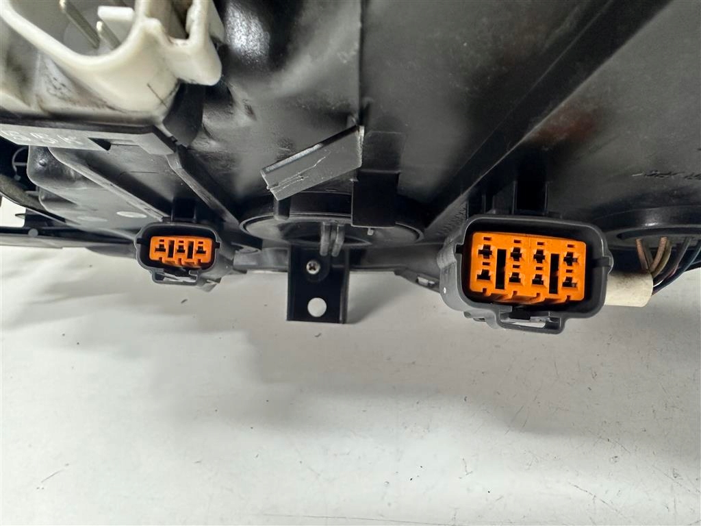 фото №5, Mazda 6 vi lift 15+ права лампа перед full led eur