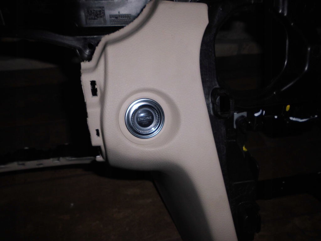 фото №8, Mercedes c-klasa w205 po lif консоль +подушки безопасности+ ремни