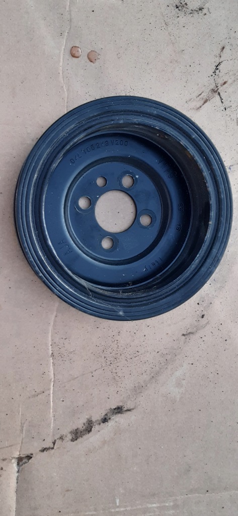 фото №1, Шкив 04l105243 v200 vw golf vii 1,6tdi