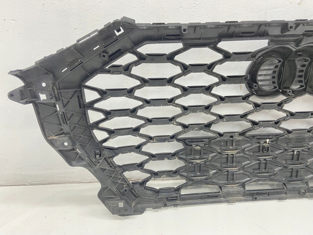 Купити Решітка радіатора решітка радіатора бампера audi q3 ii 83a